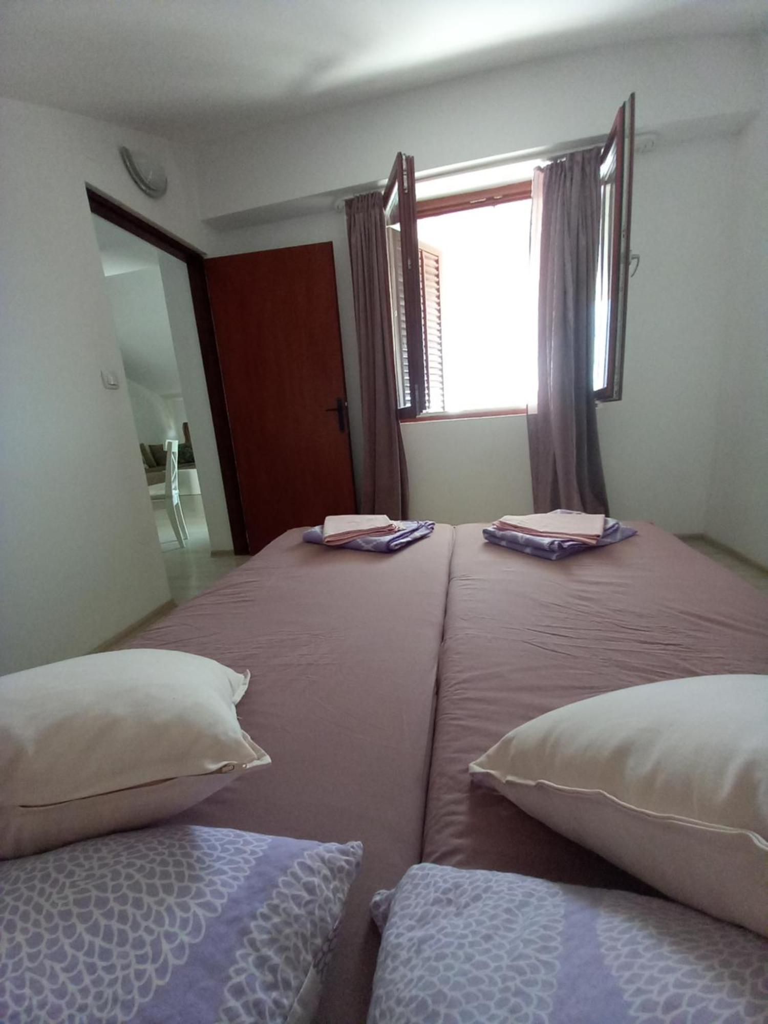 Apartmani Rab - Adrijana & Aleksandra Banjol Quarto foto